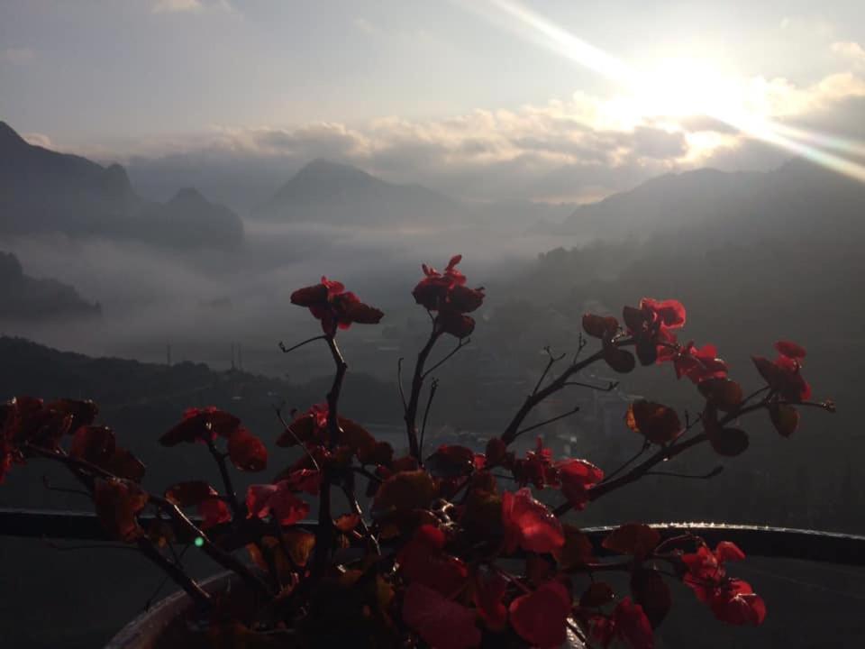Cici Homestay Dong Van Bagian luar foto