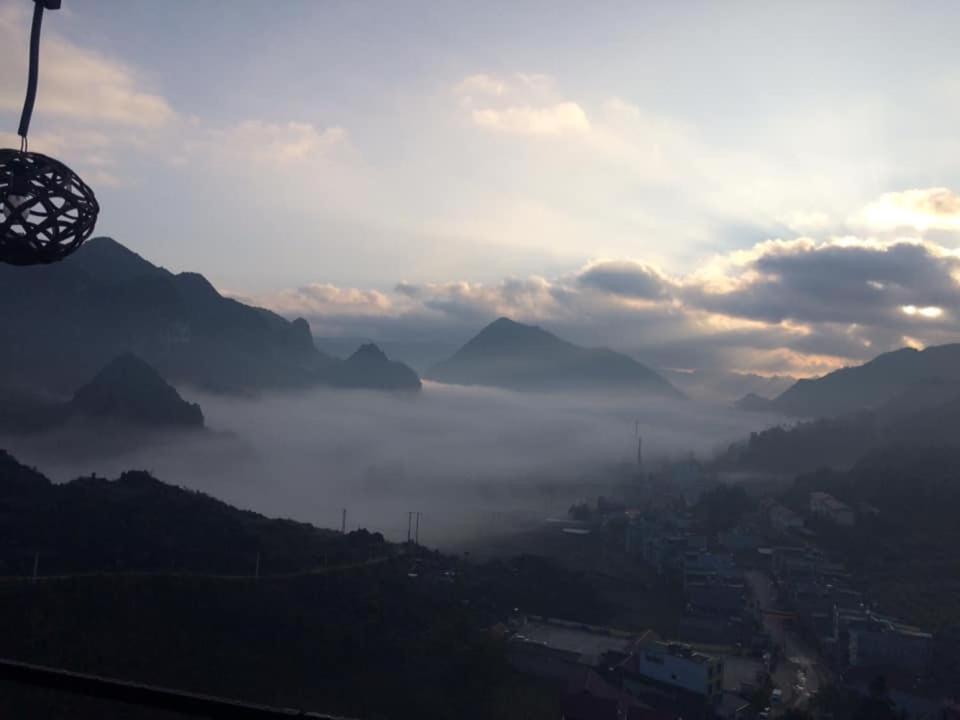 Cici Homestay Dong Van Bagian luar foto