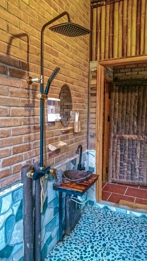 Cici Homestay Dong Van Bagian luar foto