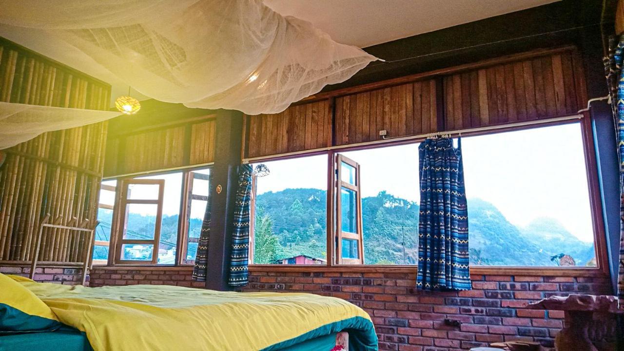 Cici Homestay Dong Van Bagian luar foto