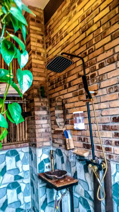 Cici Homestay Dong Van Bagian luar foto