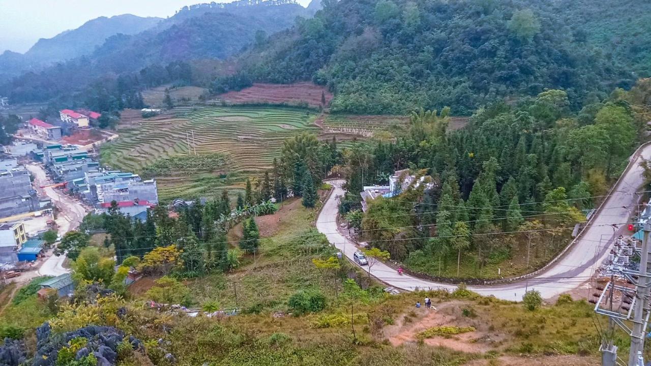 Cici Homestay Dong Van Bagian luar foto