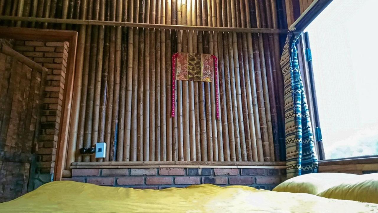 Cici Homestay Dong Van Bagian luar foto